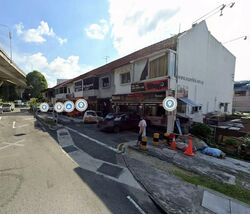 Upper Serangoon Road (D19), Shop House #562098061